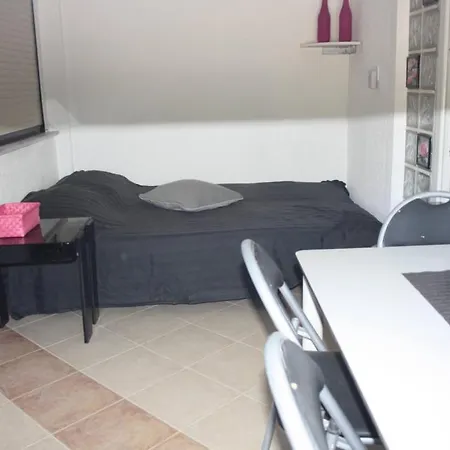 Apartman In With Terrace, Air Conditioning, Wi-fi Vrsi